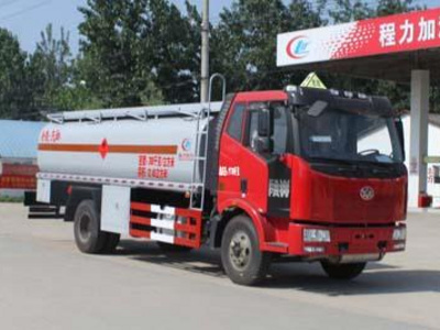 加油車 散裝粉末運(yùn)輸?shù)年P(guān)鍵一環(huán)
